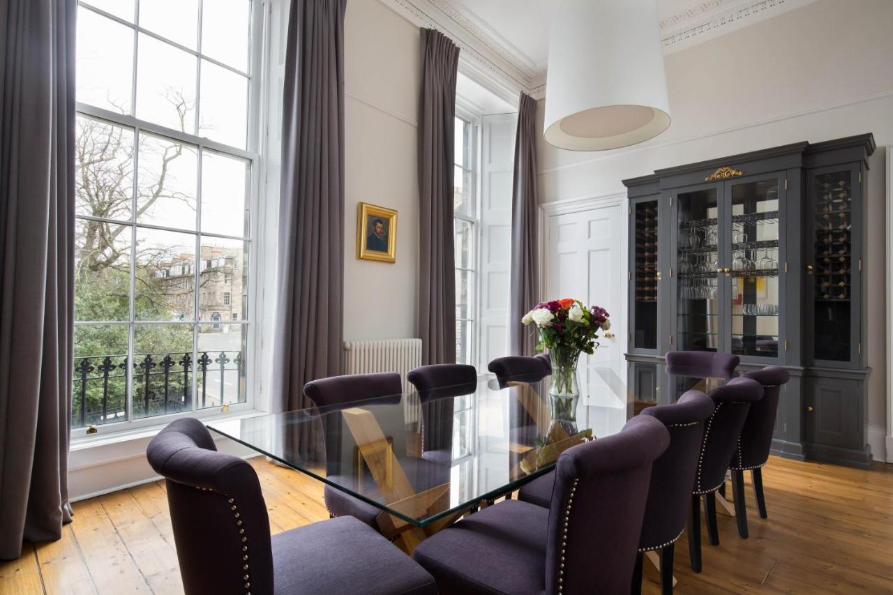 Magnificent Georgian 3-bedroom In New Town Appartement